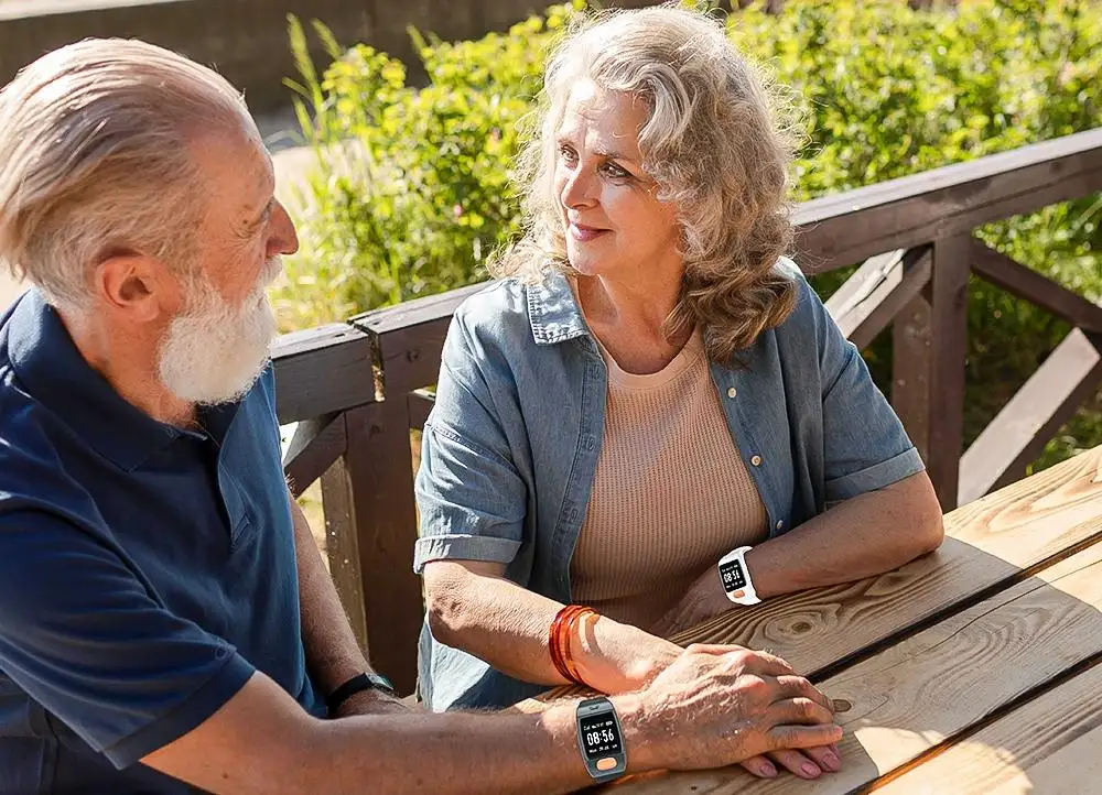 waterproof elderly smartwatch